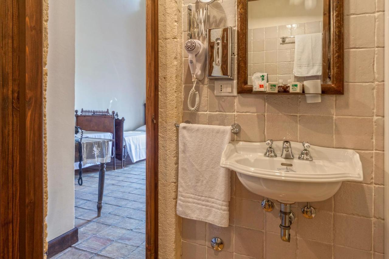 Masseria Fortificata Lo Zafferaneto Buccheri 외부 사진
