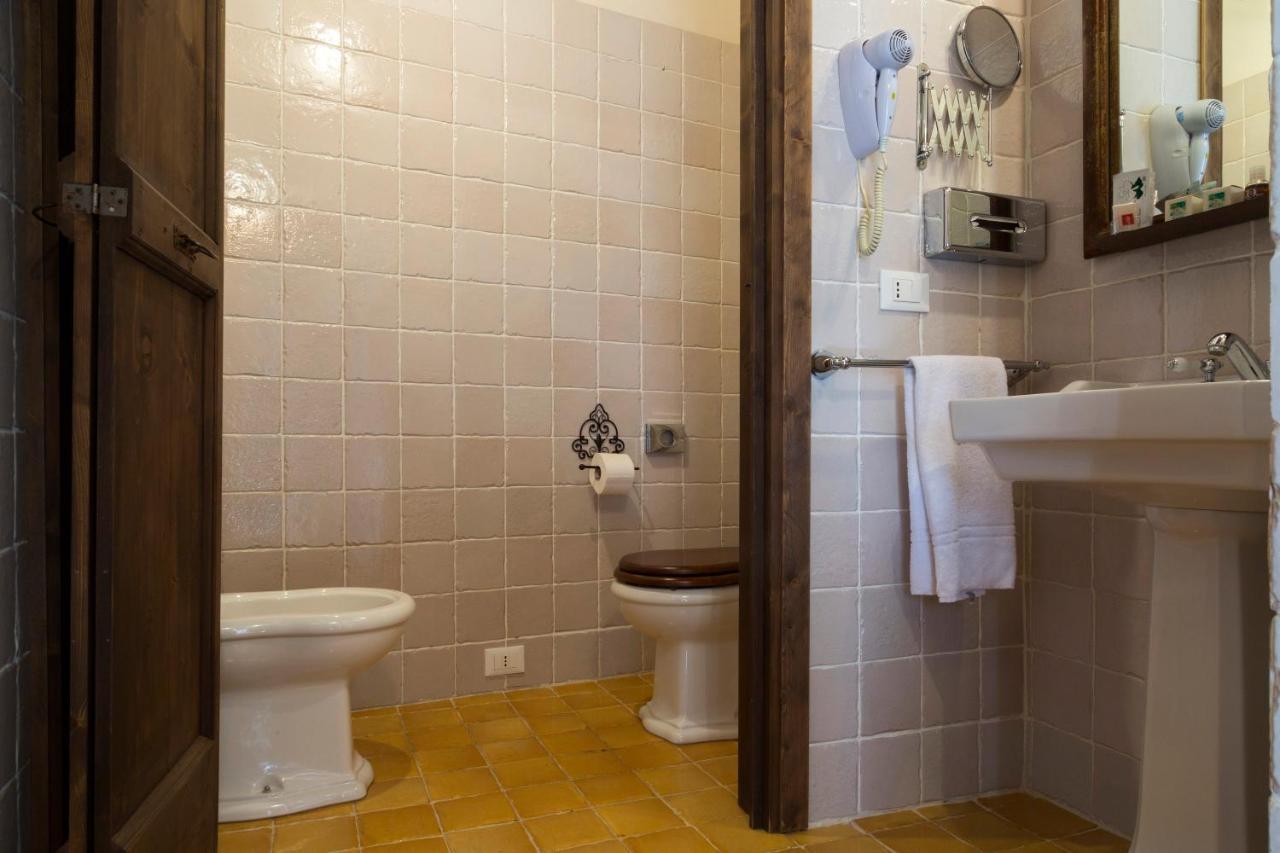Masseria Fortificata Lo Zafferaneto Buccheri 외부 사진