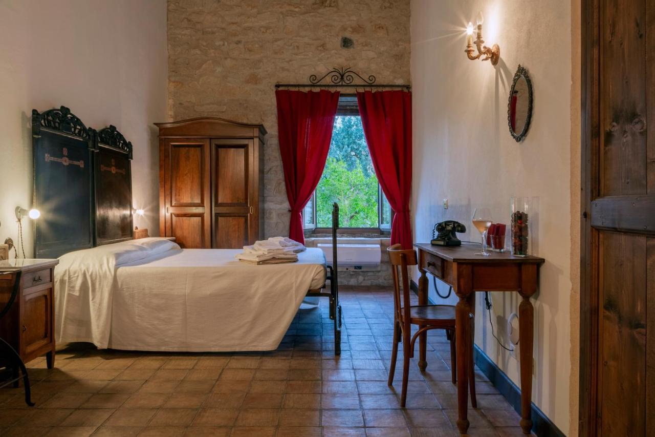 Masseria Fortificata Lo Zafferaneto Buccheri 외부 사진